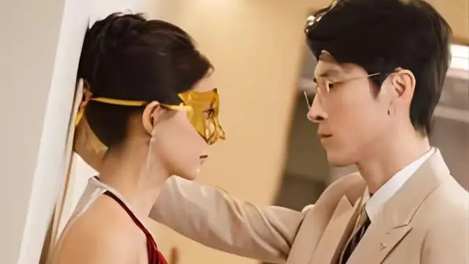 《苏小姐请住手》：职场小白的逆袭之路，爆笑爱情喜剧来袭！