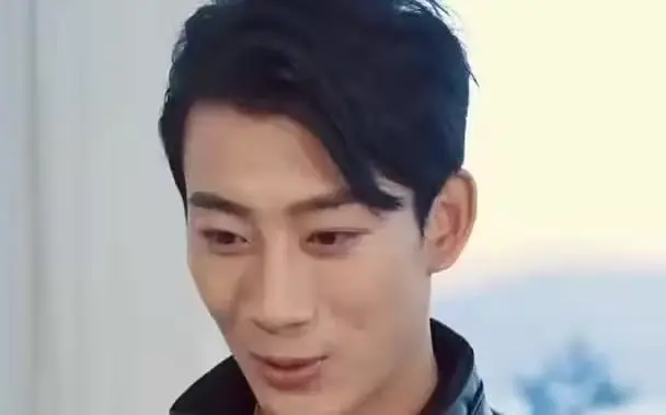 《天元》：从精神病院出院后的世界，还能找回童年回忆吗？虐心国产剧！